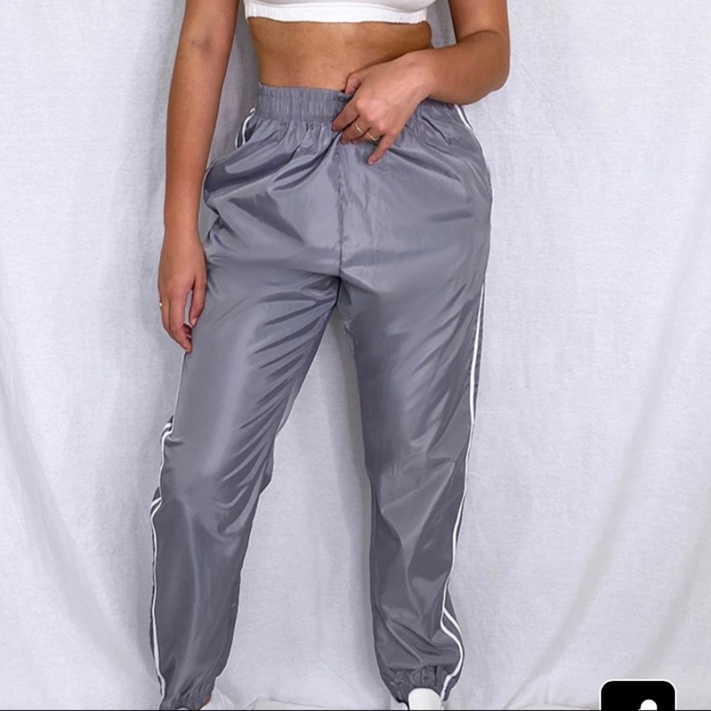 Pretty Little Thing Grey Side Stripe Shell Joggers